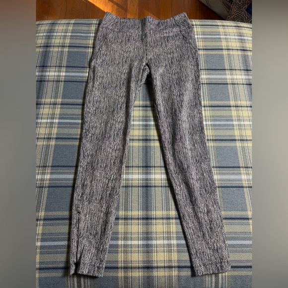 Athleta Delancey Textured Moto Tights, size Small Black & White Speckled - Picture 11 of 11